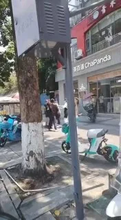 茶百道 店员 重拳出击 #打架